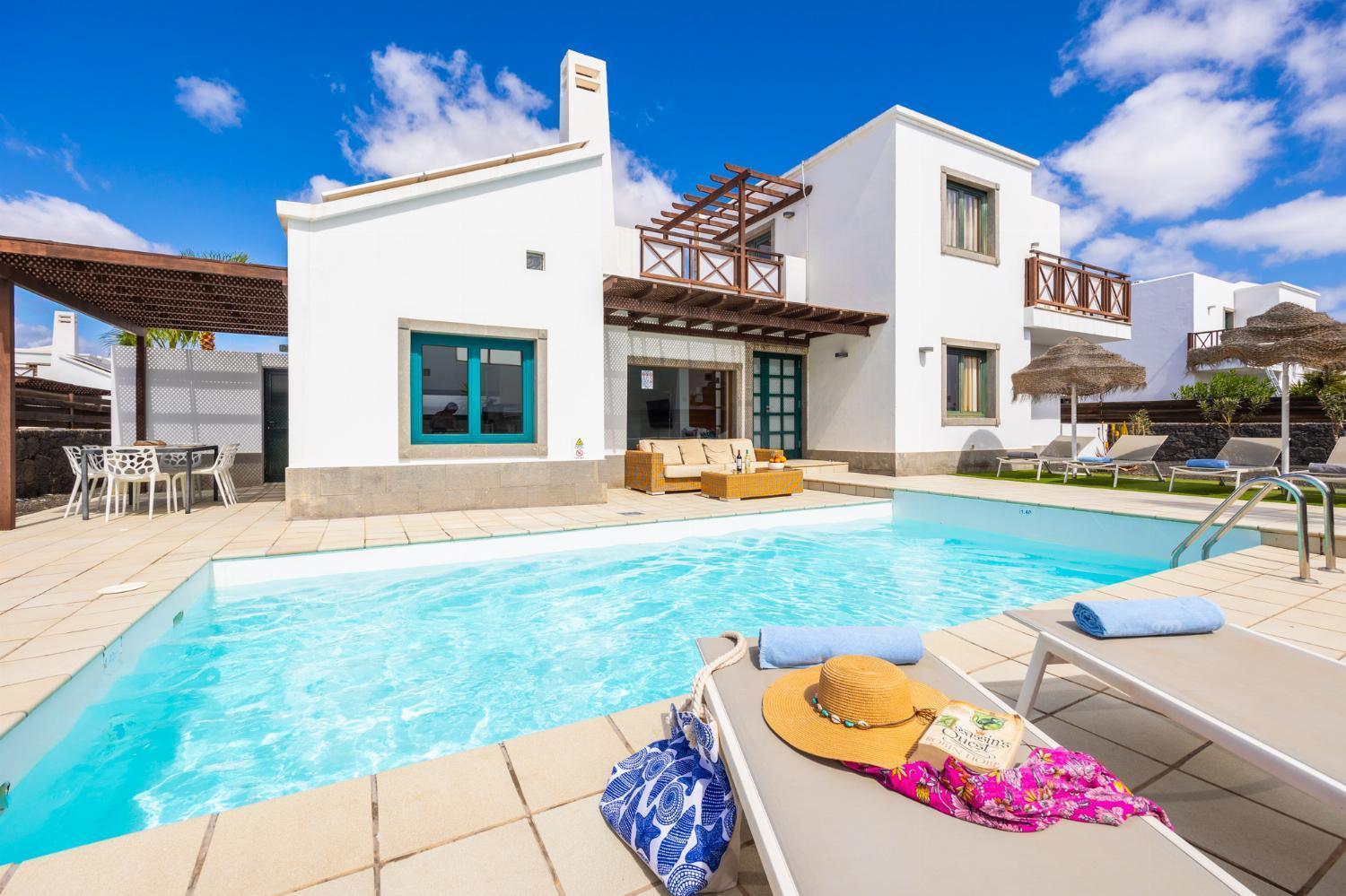 Villa Ariel Плайя-Бланка Екстер'єр фото